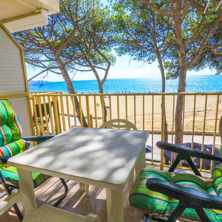 LITORAL COSTA DORADA - PLAYMAR Only families - Apartamento - 4