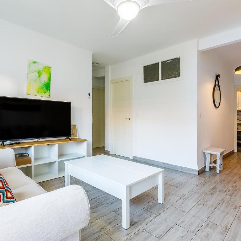 A&N A&N Downtown Beach Walk Family Apartment - Apartment - 37