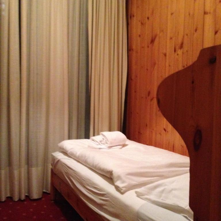 Hotel Vioz - Camera Tripla Economy - 2