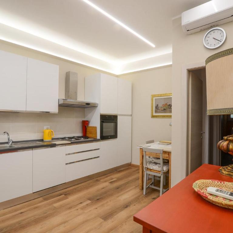 Superbe Appartement À Camaiore Avec - Appartement 2 Chambres - 3