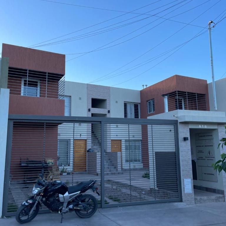 Hermoso departamento con estacionamiento - Two-Bedroom Apartment - 1