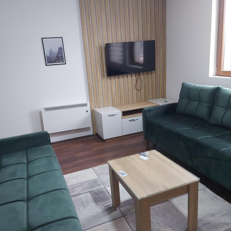 Sunčani breg - One-Bedroom Apartment - 1