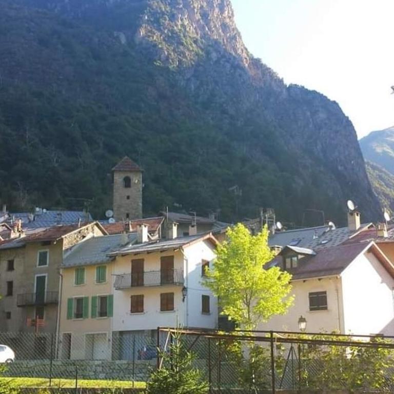 Maison complète Ganzes Haus House 6 Peronnes La Finière Seealpen Isola Village bei Nizza Alpes -Maritimes près de Nice 70 km - Maison 3 Chambres - 56