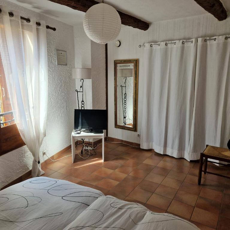 Maison complète Ganzes Haus House 6 Peronnes La Finière Seealpen Isola Village bei Nizza Alpes -Maritimes près de Nice 70 km - Maison 3 Chambres - 19