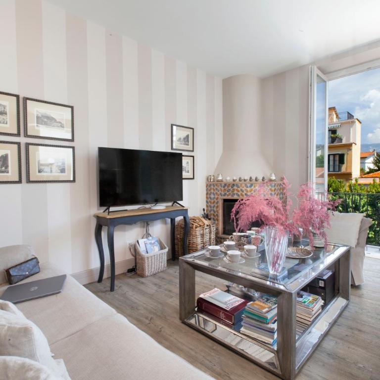 AMORE RENTALS - Appartamento Terrazza Tasso - Three-Bedroom Apartment - 9