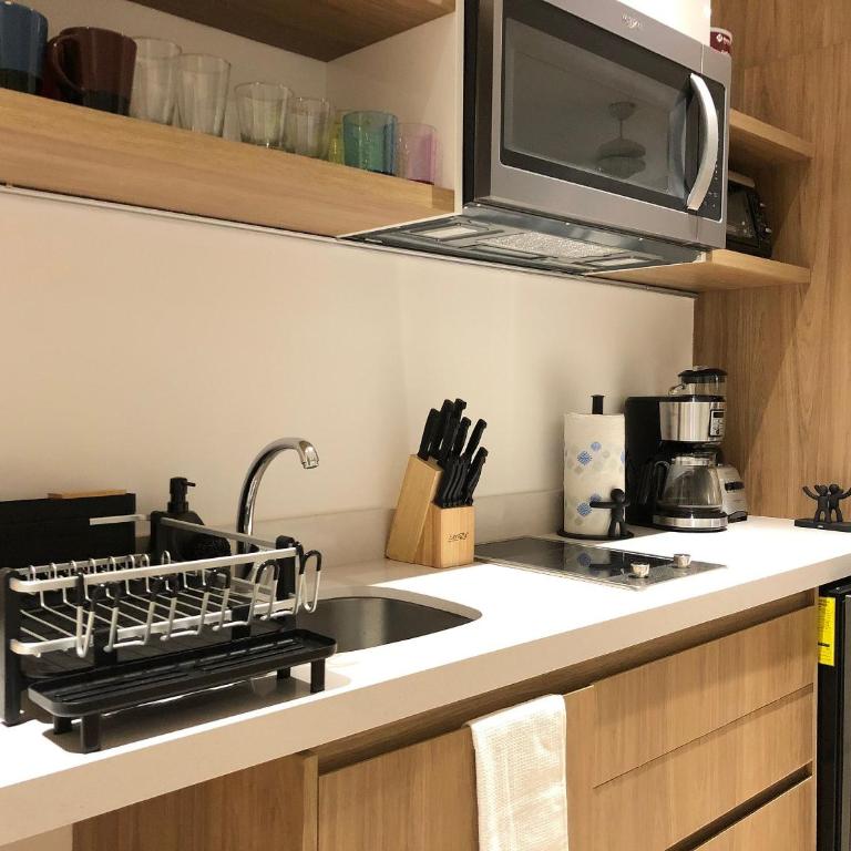 Modern Studio close to the beah Pool and Fast WiFi - Studio Apartment - 16
