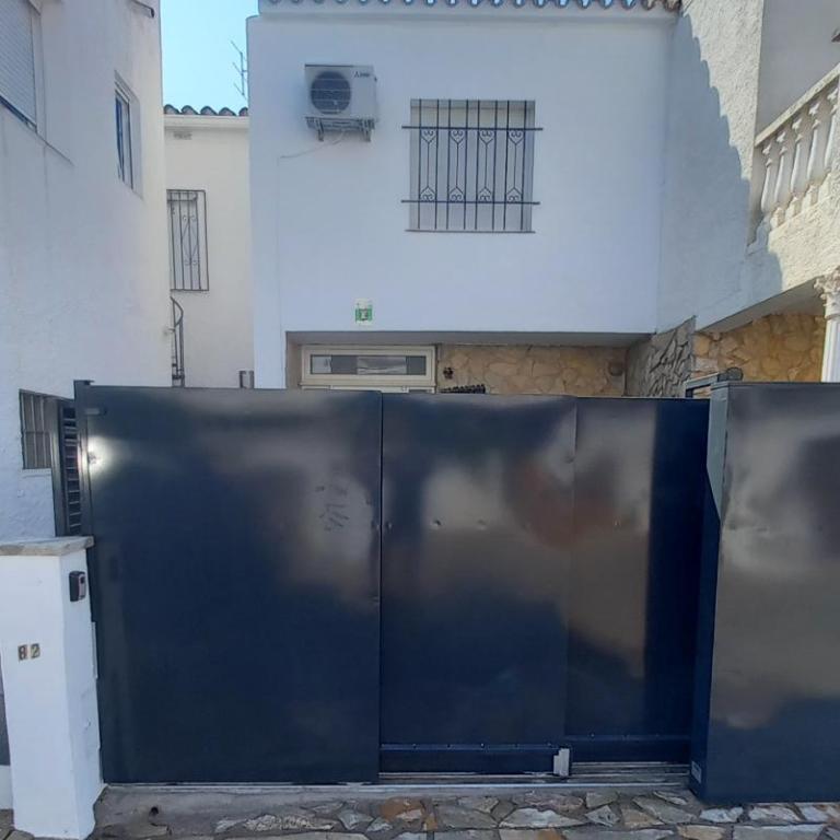 Plage à 500 m, Maison haut de gamme avec amarre privée, accès mer en 5 min sans pont, jacuzzi - Villa de 3 dormitorios - 20