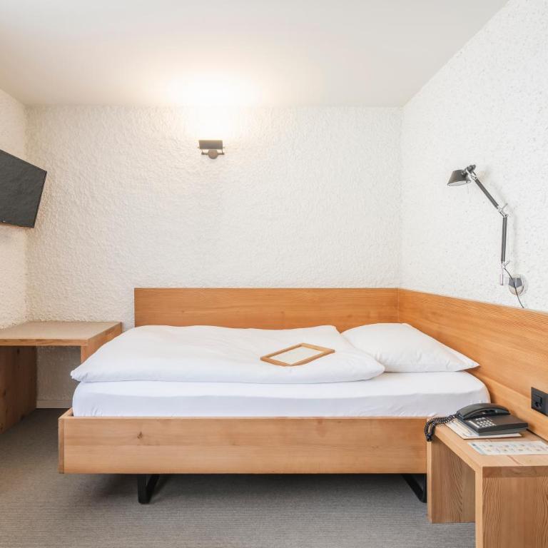 Hauser Hotel St. Moritz - Comfort Einzelzimmer - 3