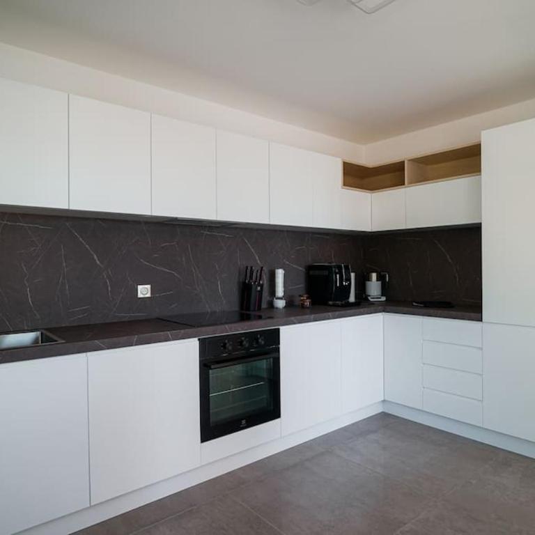 Montecarlo Luxury Apartment Pool - Appartement 3 Chambres - 87