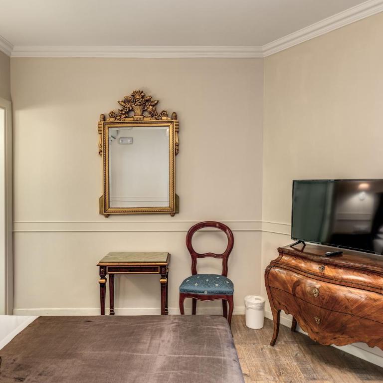 Aurelius Ponte Sant'Angelo Rooms - Self Check-in - Camera Quadrupla Deluxe - 4