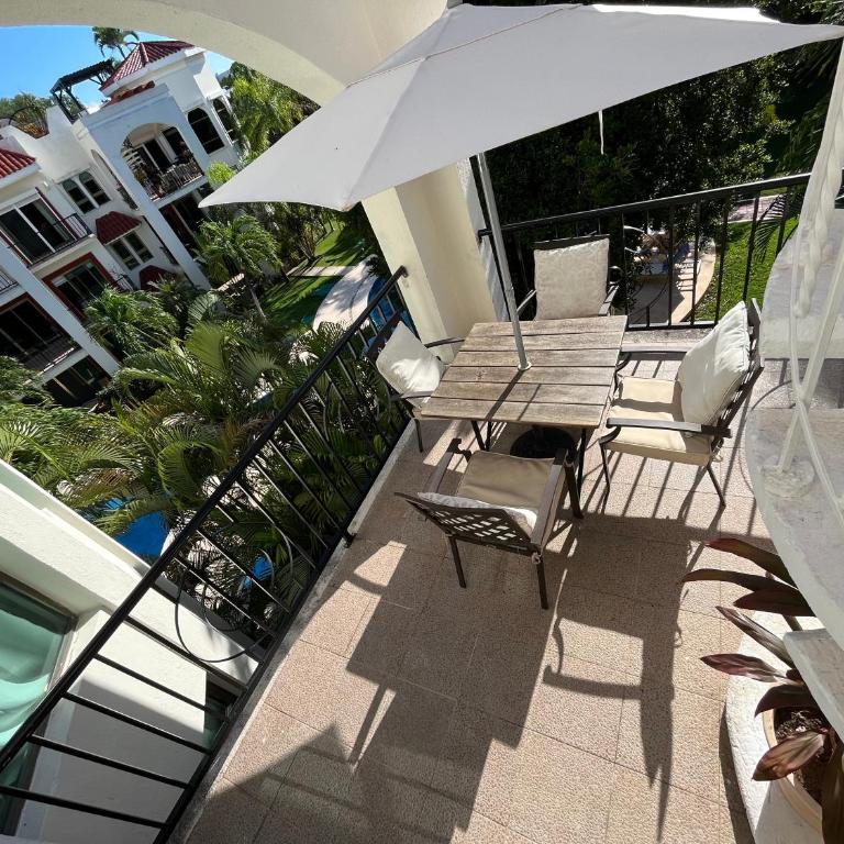 Paseo Luxury Suites - Two-Bedroom Apartment - 19