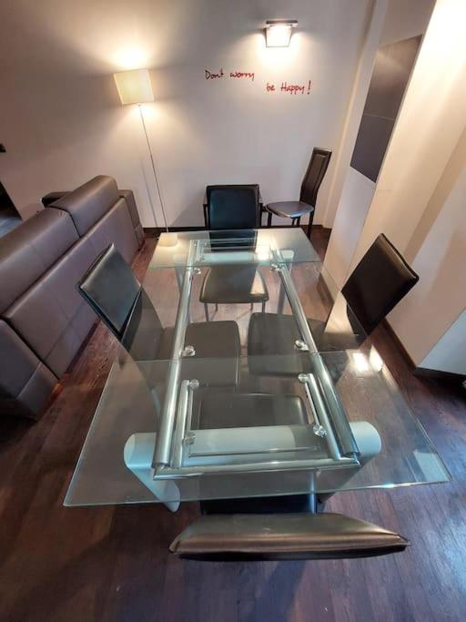 Your Happy Home - Appartamento con 2 Camere da Letto - 9