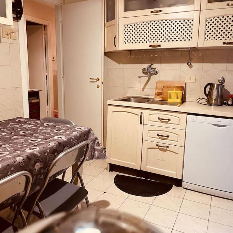 Rome Opéra Flat 2.0 - Three-Bedroom Apartment - 16