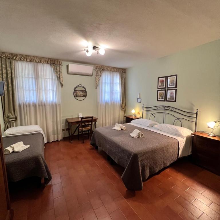 B&B Casale Virgili - Camera Tripla - 5