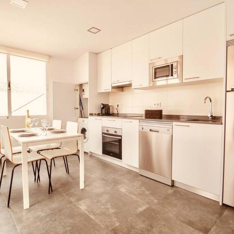 Torre de la Vela 2 - Two-Bedroom Apartment - 14