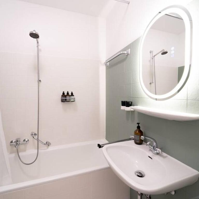 Apartment mit Balkon und Privatparkplatz - Apartment mit 1 Schlafzimmer - 13