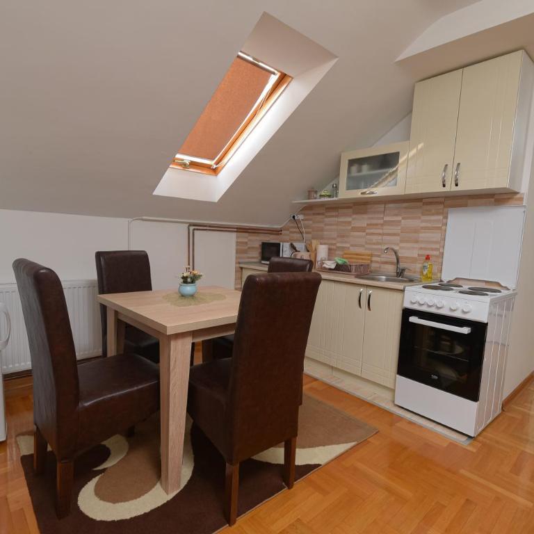 Capitol Apartmani - Apartman sa 2 Spavaće Sobe - 8