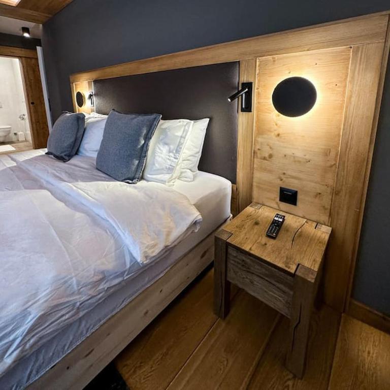 Chic Alpine Elegance: Designer Retreat in Samedan - Apartment mit 3 Schlafzimmern - 22