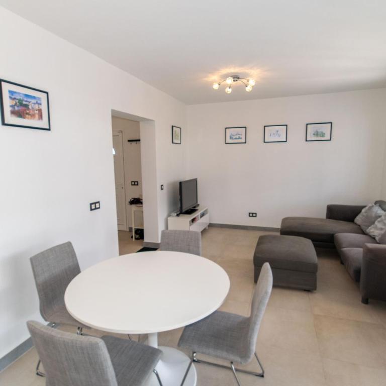 Casa Rosanna - Three-Bedroom Villa - 17