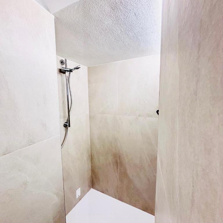 Residenza Bra Verona - Double Room with Balcony - 17