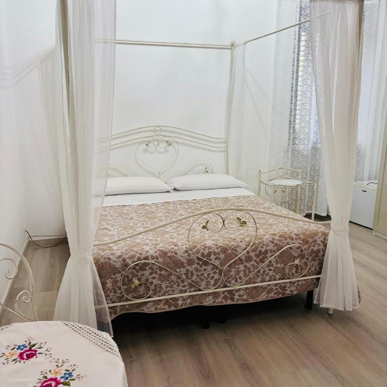 Residenza Bra Verona - Superior Double Room with City View - 9