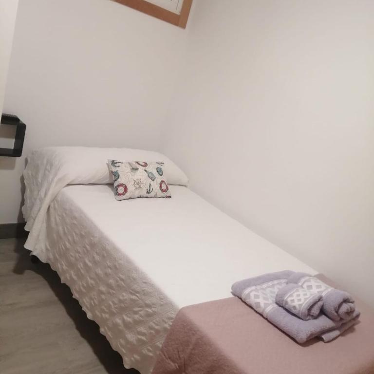 Casa Yanira - Four-Bedroom House - 7