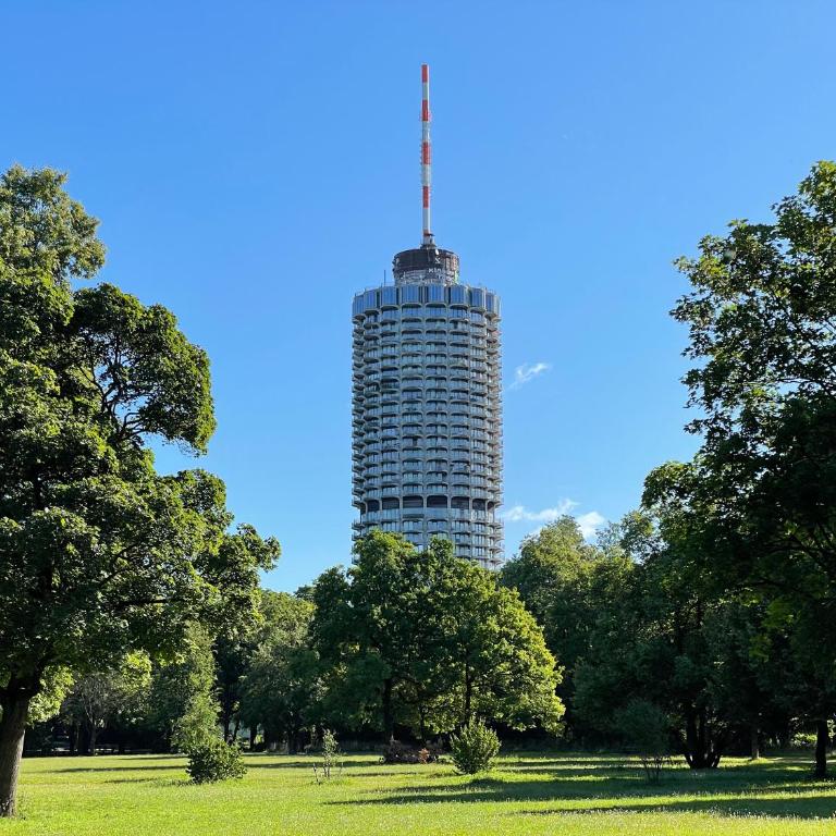 NEW - Proud - Hoteltower - 23 OG - Cityview - Congress - Apartamento de 1 dormitorio - 3