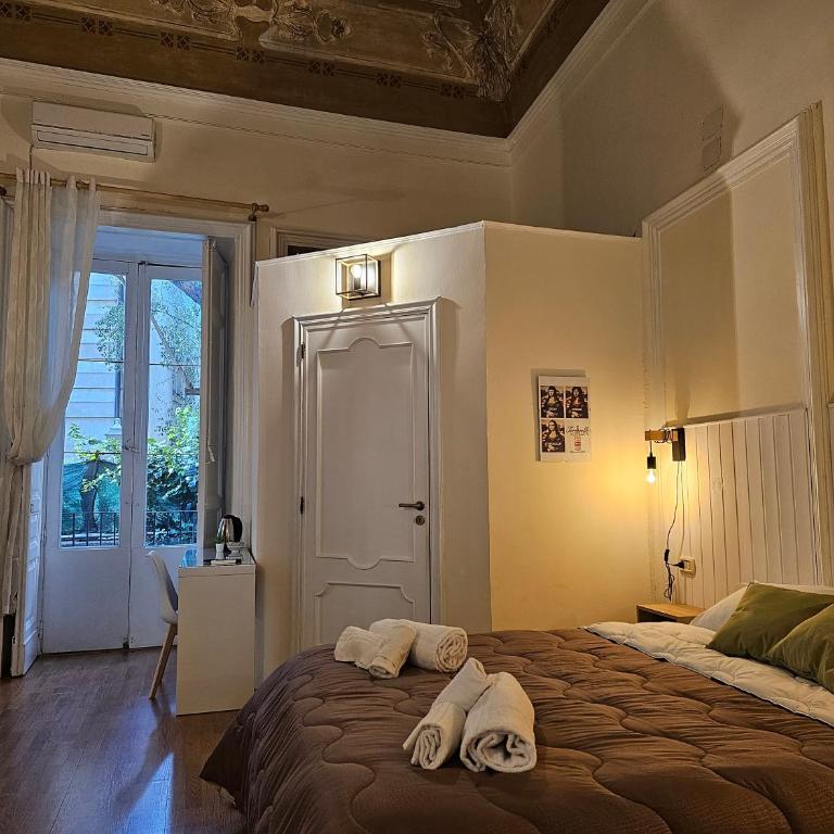 Giardino Siciliano B&B - Family Room with Balcony - 1