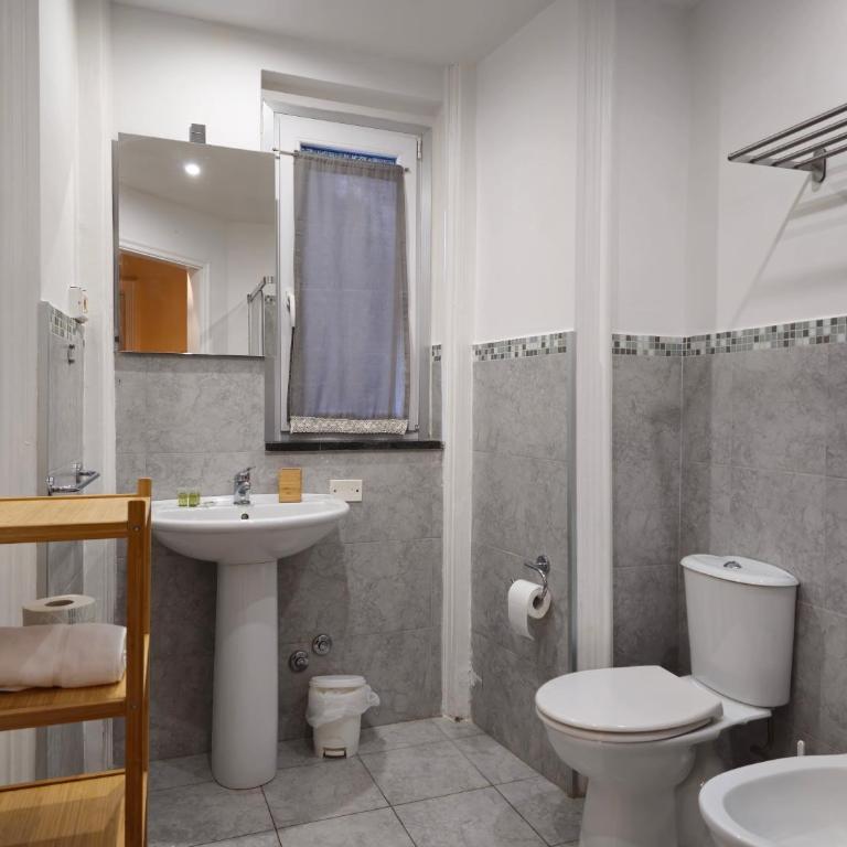 Giardino Siciliano B&B - Family Room with Balcony - 2