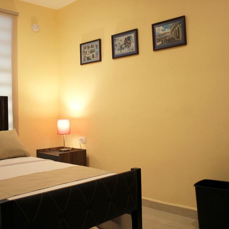 Casa 3 Torres, Calle 76. - Three-Bedroom House - 22