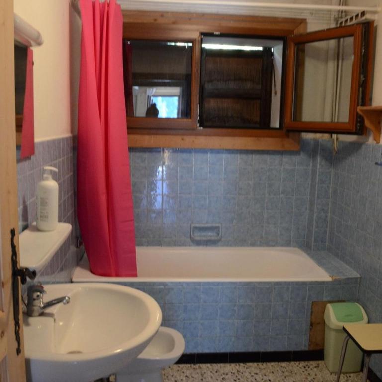 Chalet confortable 4 pièces, proche centre et remontées, 8 personnes, parking, animaux admis - FR-1-676-118 - Appartement - 12