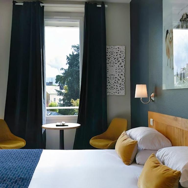Hôtel Coeur De Loire - Chambre Double ou Lits Jumeaux Supérieure - Vue sur Jardin - 9