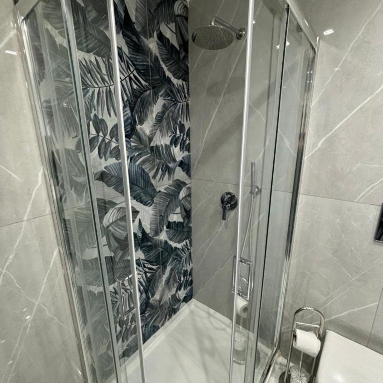 CARUSO HOUSE - One-Bedroom Apartment - 12
