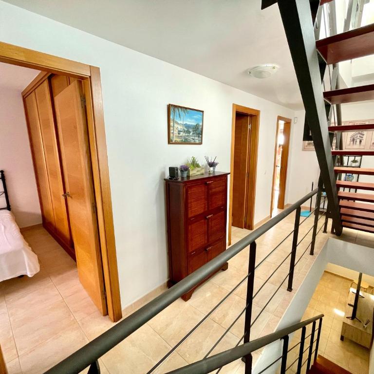 Triplex Caleta de Fuste Impresionantes vistas - Three-Bedroom Apartment - 53