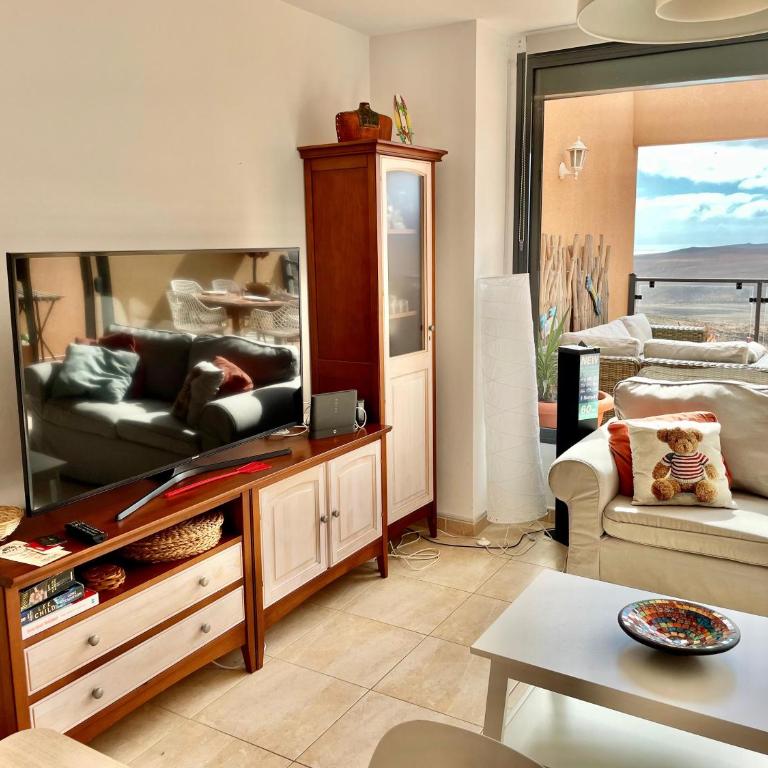 Triplex Caleta de Fuste Impresionantes vistas - Three-Bedroom Apartment - 48