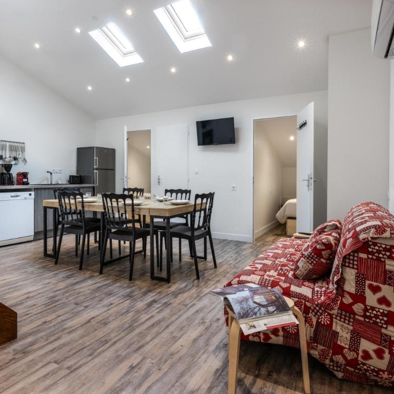 L'Epinette - Gîte de groupe et salle de réception - Appartement en Duplex - 6
