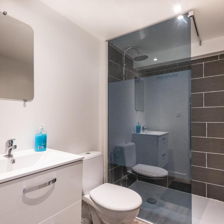 L'Epinette - Gîte de groupe et salle de réception - Appartement en Duplex - 13