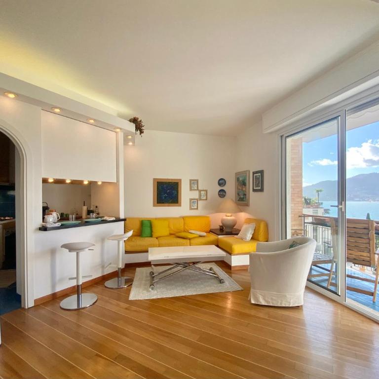 WELCOME RIVIERA-Paradiso 12-PARKING 2,25 METERS WIDE-vista mare stupenda-balcone con vista meravigliosa-terrazza sovrastante di 70 mq esterna- - Appartamento con 2 Camere da Letto - 7