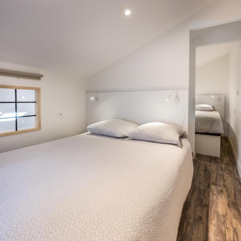 L'Epinette - Gîte de groupe et salle de réception - Appartement en Duplex - 16