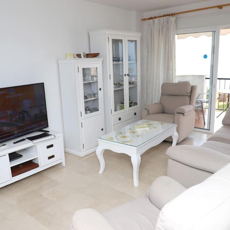 Apartamento en NERJA. Primera línea de playa - Apartamento de 2 dormitorios - 10