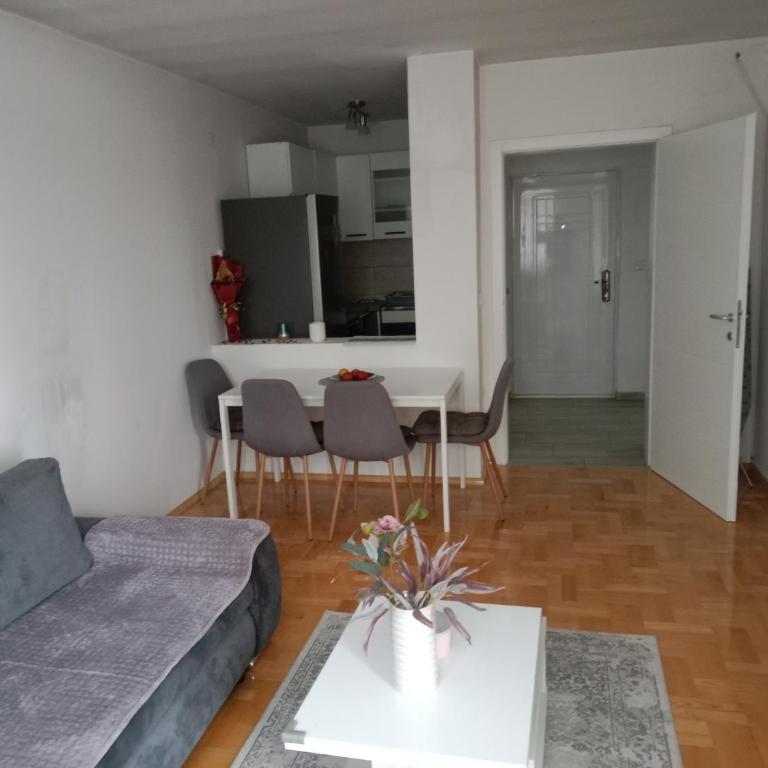 Apartman Vera - One-Bedroom Apartment - 29