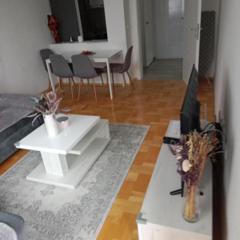 Apartman Vera - One-Bedroom Apartment - 25