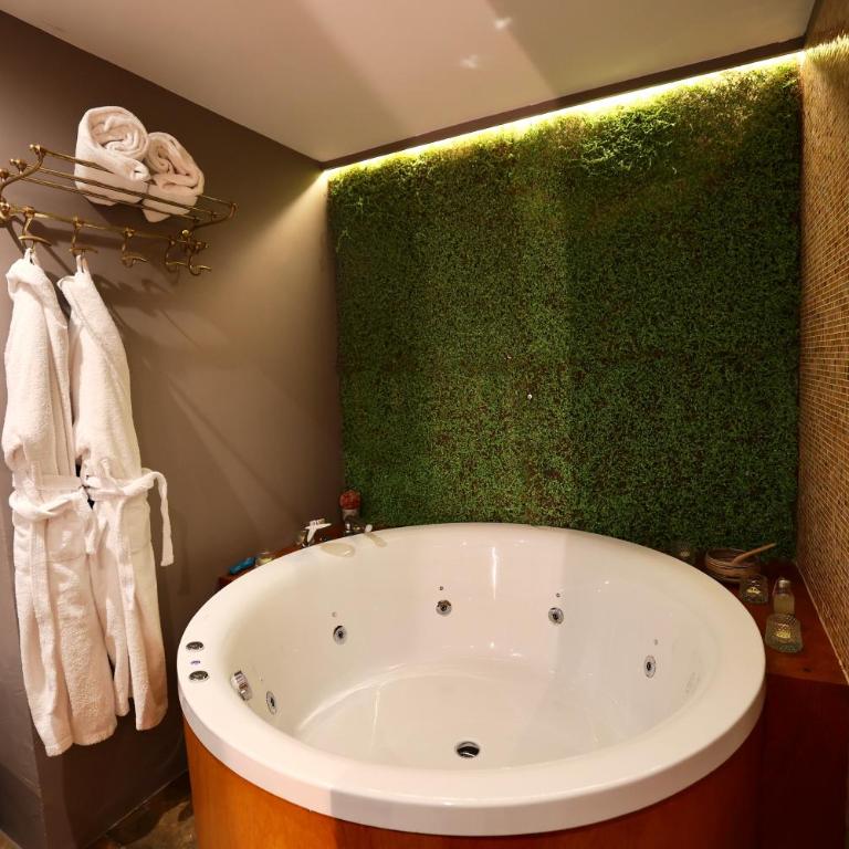 La Indiana de Begur, Petit Hotel Boutique - Suite Deluxe con bañera de hidromasaje - 7