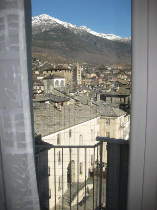 Aosta centro storico e splendida vista panoramica - Apartment with Mountain View - 15