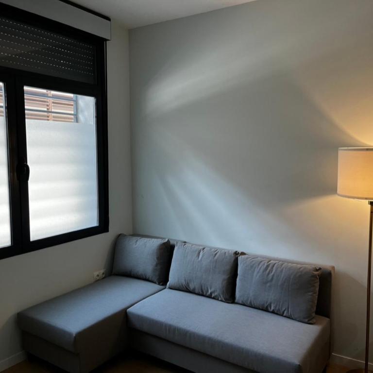 Exyca Plaza Castilla - One-Bedroom Apartment - 3