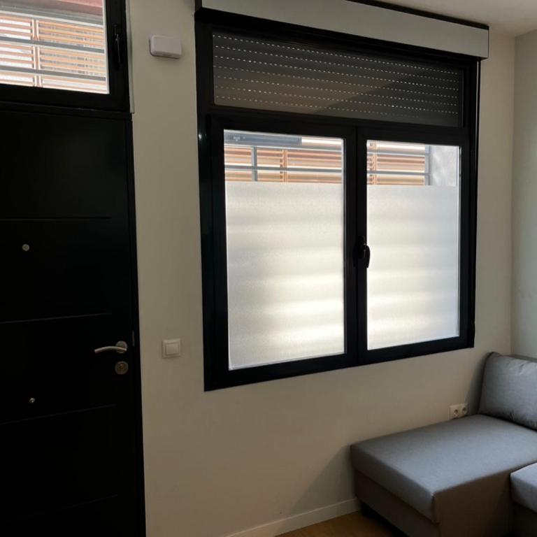 Exyca Plaza Castilla - One-Bedroom Apartment - 4
