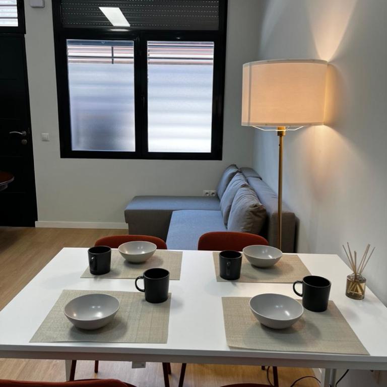 Exyca Plaza Castilla - One-Bedroom Apartment - 7