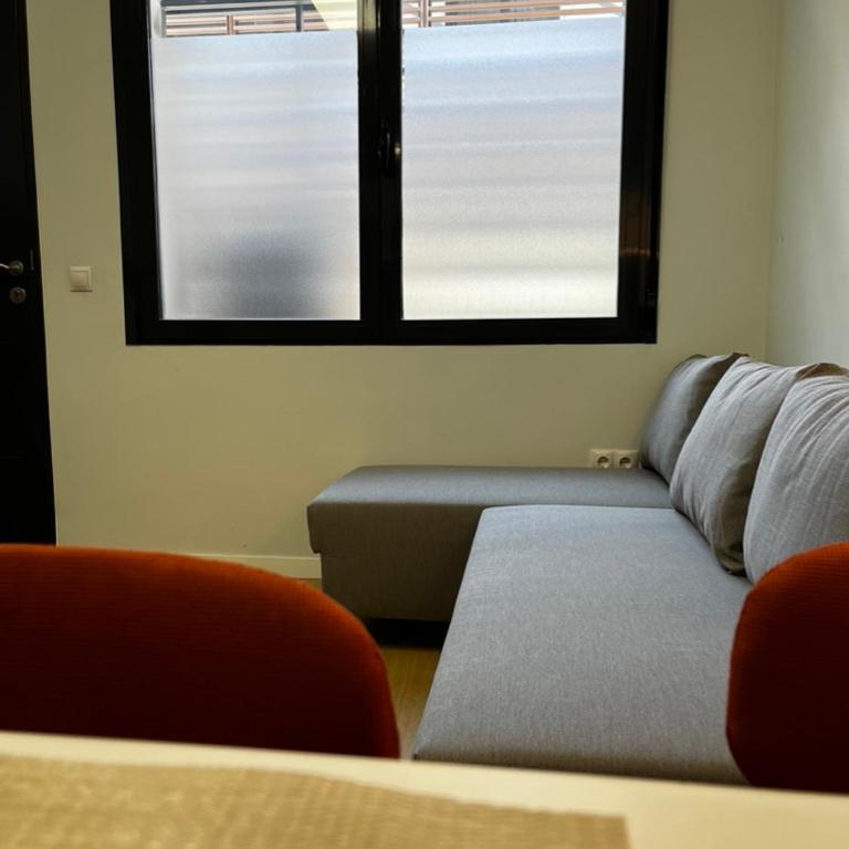 Exyca Plaza Castilla - One-Bedroom Apartment - 13