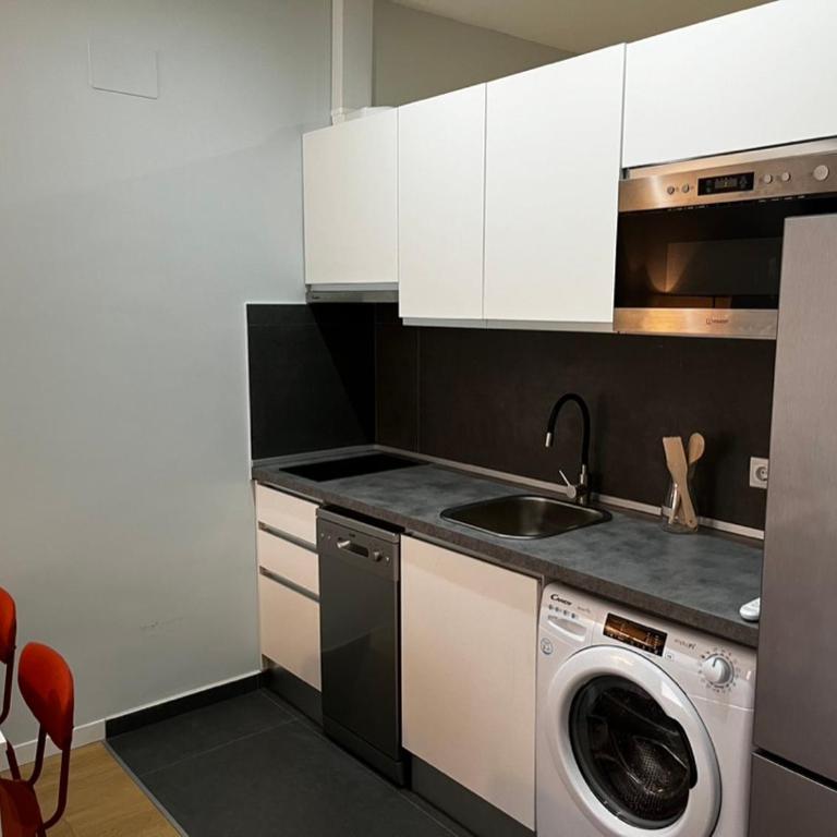 Exyca Plaza Castilla - One-Bedroom Apartment - 26