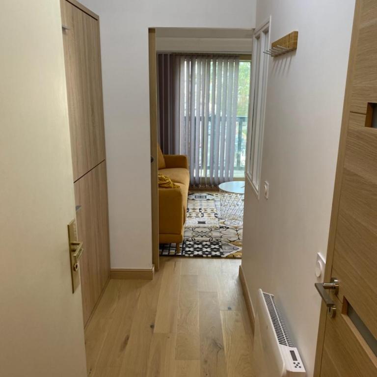 DEAUVILLE CHARMANT STUDIO Vue Mer - Two-Bedroom Apartment - 6